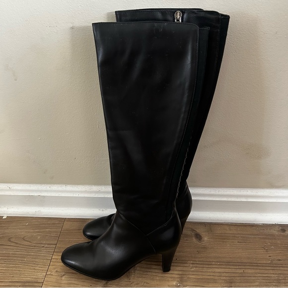 NWOT Aquatalia Dalena Anil Calf Black Heeled Knee-High Boots. Sis 7